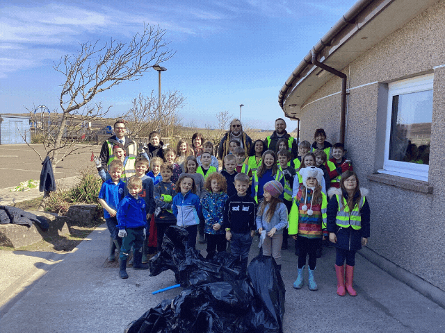 Orphir School “bag the bruck”
