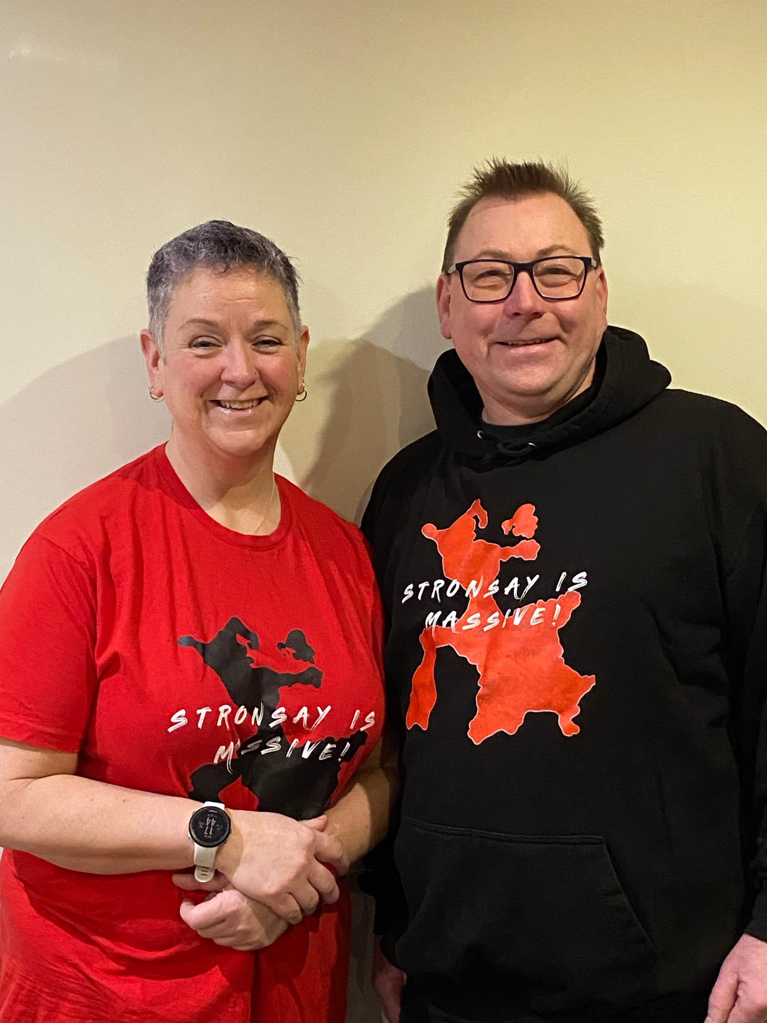 Daring duo reach for the sky in aid of air ambulance charity! 